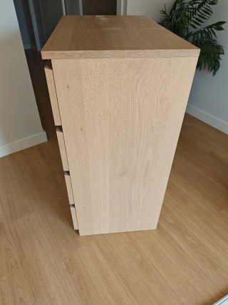 Cómoda Malm Ikea 4 cajones roble