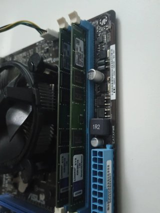 Placa Base ASUS P8B75-M LX PLUS+I7 3770+8gb