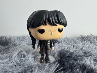 Figura Funko Pop Wednesday Addams