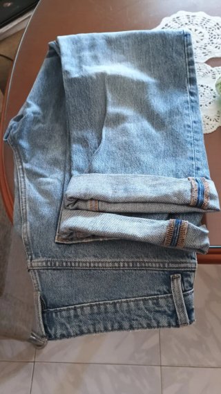 Camiseta sin mangas con calavera y serpiente