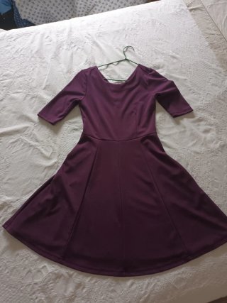 Vestido violeta-morado falda capa talla 38