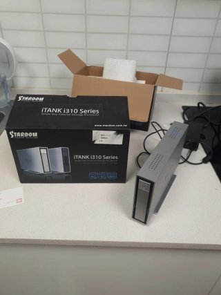 STARDOM iTANK i310 External Storage Enclosure
