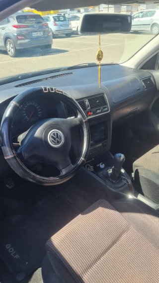 Volkswagen Golf 2002
