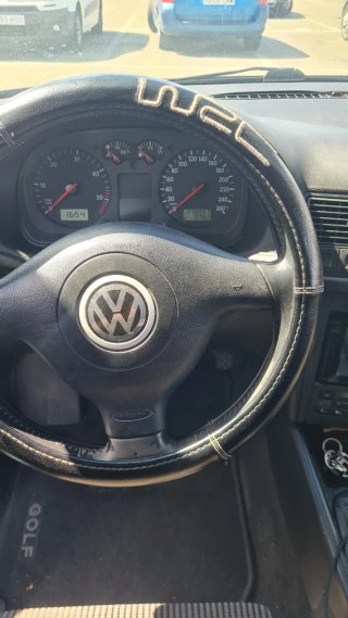 Volkswagen Golf 2002