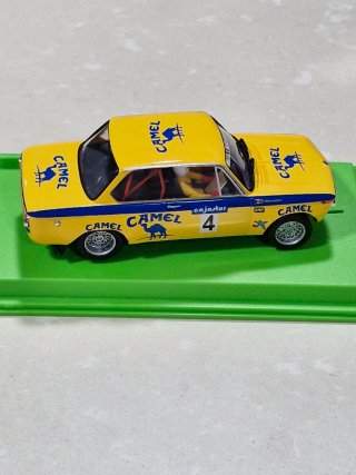 Scalextric Bmw 2002 Camel avant slot