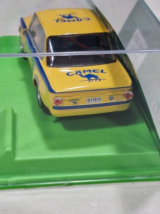 Scalextric Bmw 2002 Camel avant slot