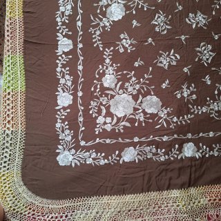 MANTÓN DE MANILA VINTAGE MARRÓN FLECOS BEIGE