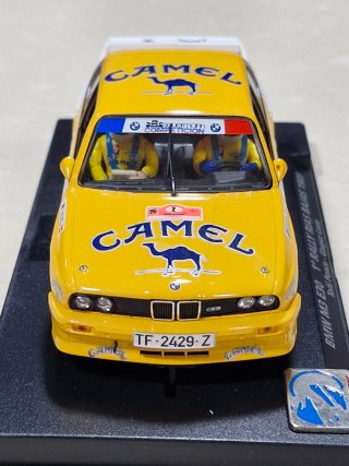 Scalextric BMW M3 E30 Camel 1989 fly