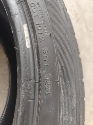 2 Neumáticos 285/45 R22