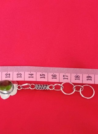 Pulsera de plata con piedras