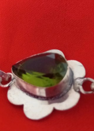 Pulsera de plata con piedras