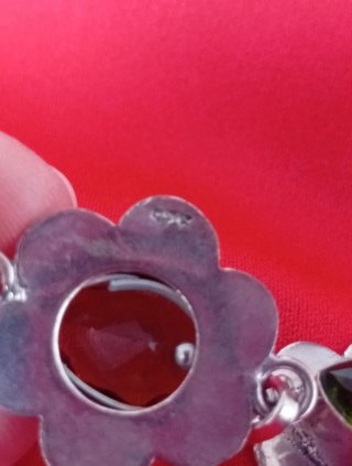 Pulsera de plata con piedras
