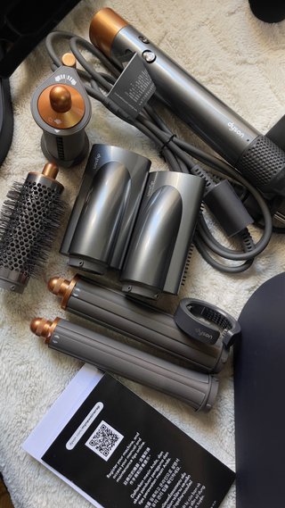 Dyson Airwrap con 6 cabezales liquidacion