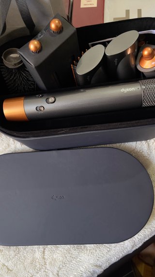 Dyson Airwrap con 6 cabezales liquidacion