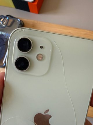 iPhone 12 128GB (cristal trasero dañado)