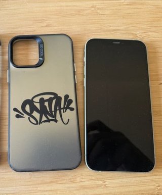 iPhone 12 128GB (cristal trasero dañado)