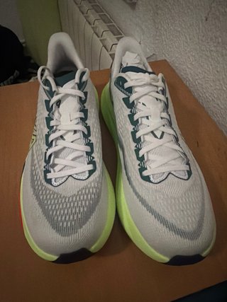 Hoka Mach 7 Talla 45 1/3 US 11 Nuevas