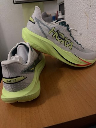 Hoka Mach 7 Talla 45 1/3 US 11 Nuevas