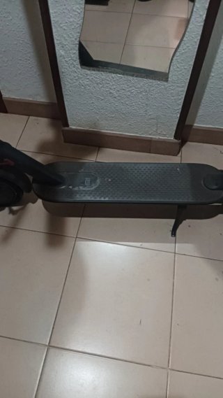 Patinetes Eléctricos una Xiaomi y otro Cecotec