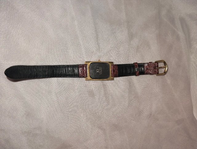 Reloj Vintage Rectangular Oro Soft Grey