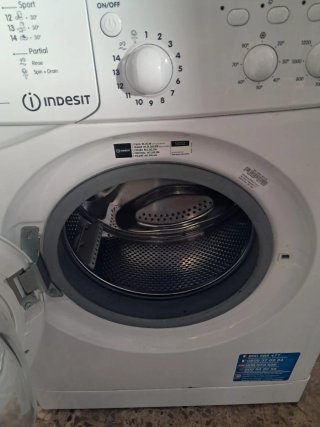 Lavadora Indesit 7kg A+