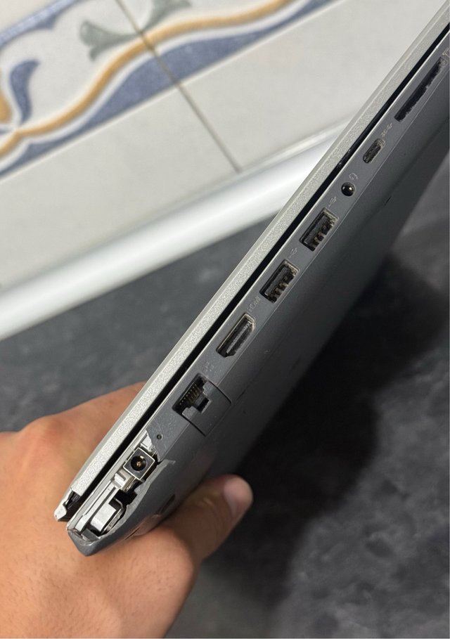 Lenovo IdeaPad i5 8th Gen (leer bien)