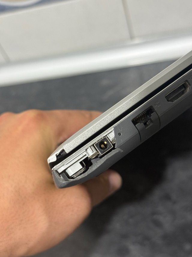 Lenovo IdeaPad i5 8th Gen (leer bien)