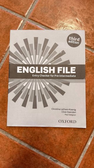 Pack English File Pre-intermediate A2/B1 Oxford