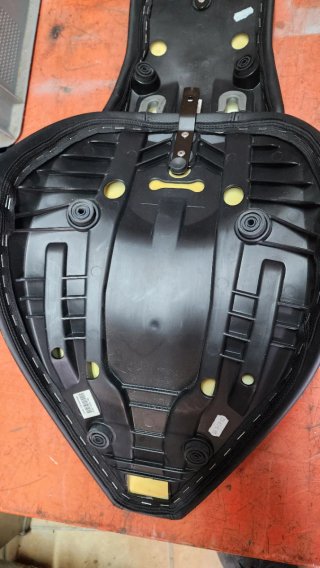 Asientos BMW R18