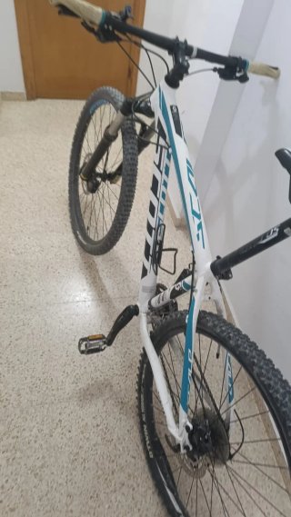 Bicicleta Scott sccale