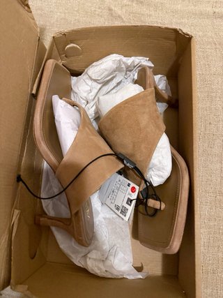 Sandalias Zara Piel Serraje Dedo Beige