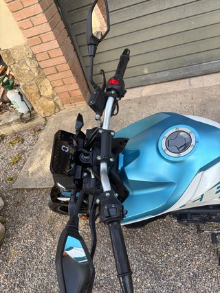 Voge 125r