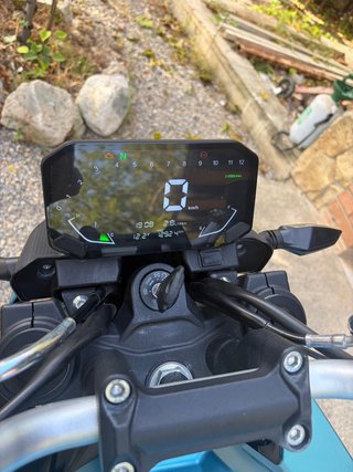 Voge 125r