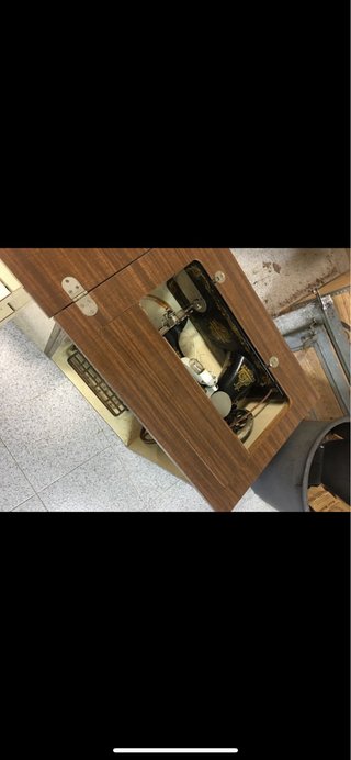 Máquina de coser Singer antigua
