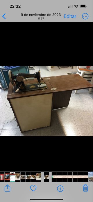 Máquina de coser Singer antigua