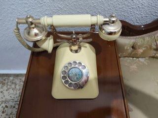Teléfono Antiguo de Disco