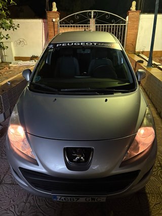 Peugeot 207 2011