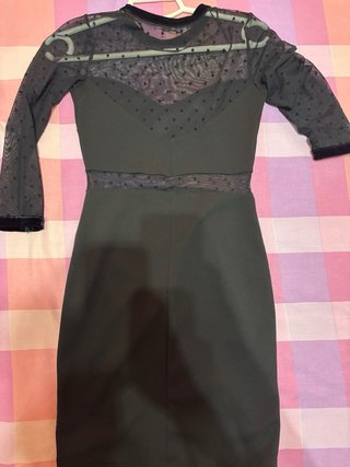 Vestido fiesta negro manga transparente