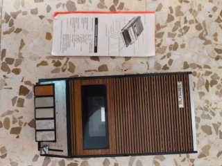 Radio Cassette Samurai Marrón y Negro