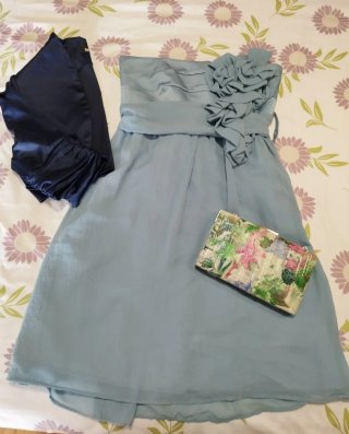 Vestido de fiesta con bolero.