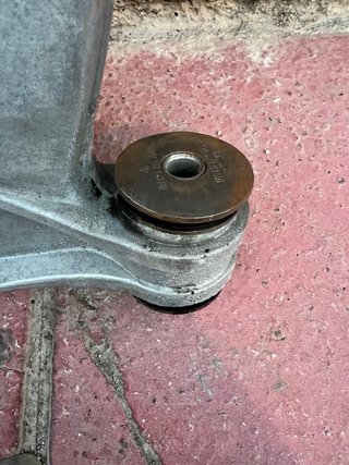 Brazo delantero derecho Porsche 944 Turbo