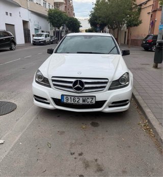 Mercedes-Benz 220 2013