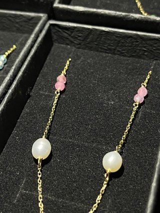 Pulsera de Oro 18k, Perlas y Piedras Naturales