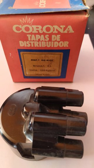 Tapa Distribución Corona R5 y Simca 1200 especial.