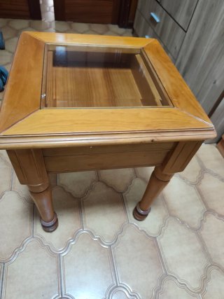 Mesa auxiliar madera