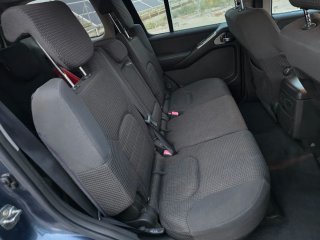 Nissan Pathfinder 2005
