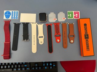 Apple Watch Series 8 GPS + correas