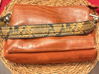 Bolso mujer Parfois piel y ante