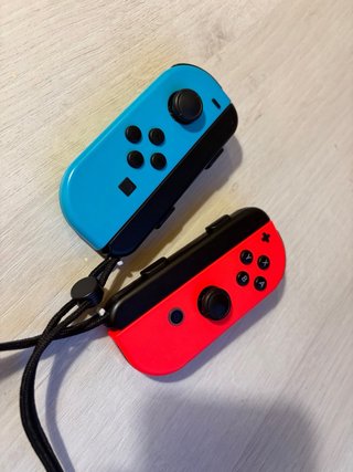 Nintendo Switch Azul/Rojo 2021