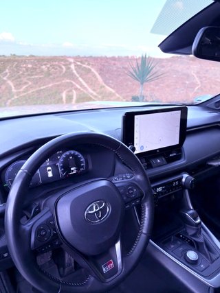 Toyota RAV4 GR (2024) - ¡13 años de Garantía!